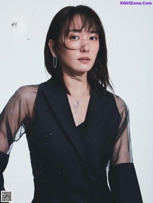 Yui Aragaki 新垣結衣, ELLE Japan エル・ジャポン 2023.01